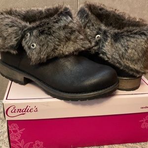 Candies faux leather fur ankle boots. 8.5